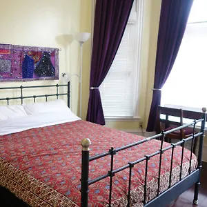 3* Guest house Spadina 11